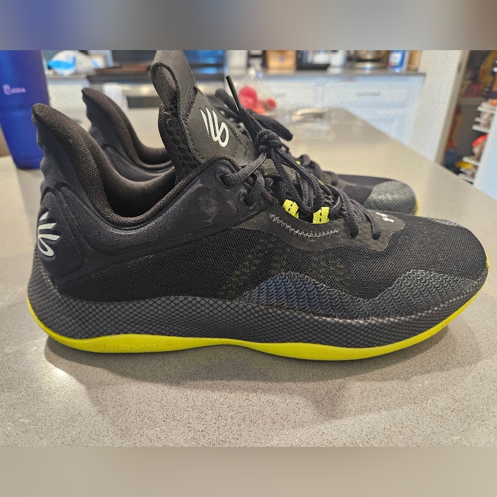 Under Armour Black and Yellow Athletic Shoes